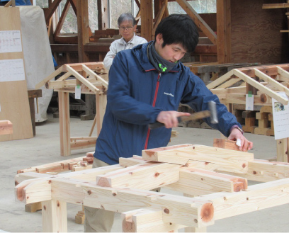伝統構法木組み建築モデル製作「建築実践実習」